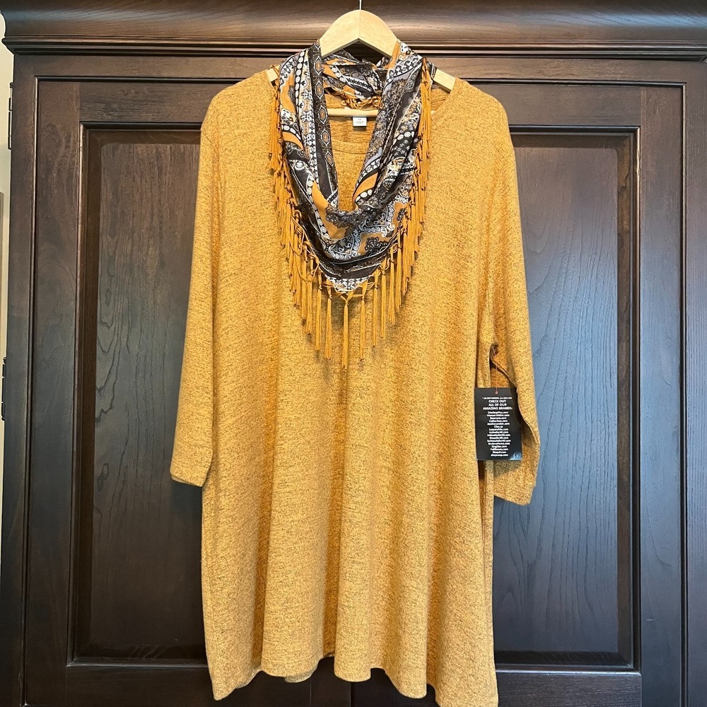 NWT Catherines Pullover Knit Tunic Top With Scarf Womens Plus Sz 2X Harvest Gold